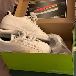 Like new CLoadfoam Adidas sneakers